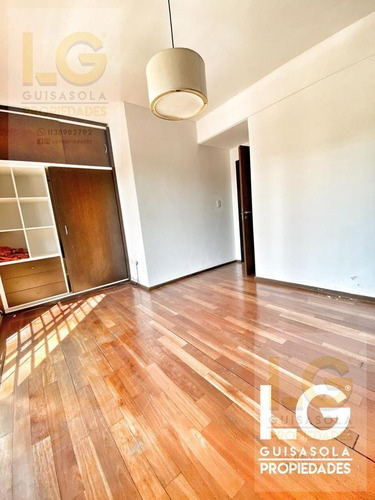 Imagen 4 de 13 de Departamento En Venta De 2 Ambientes Con Cochera En Quilmes