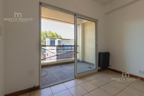 Departamento 2 Ambientes Con Posibilidad De 3 Ambientes