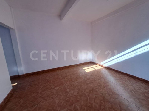 Casa En Renta Con Local Comercial En San Martín Azcatepec, Tecámac.