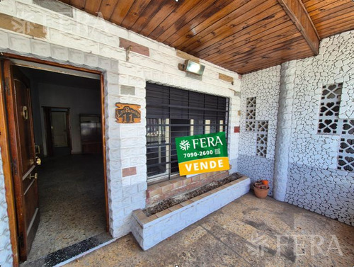 Venta Casa 4 Ambientes Con Cochera En Temperley