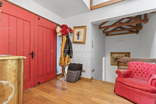 Casa En Venta De 5 Dorm. En Lo Barnechea