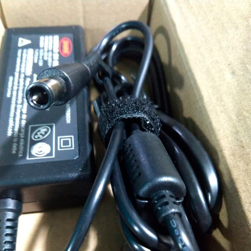 Imagen 3 de 4 de Cargador Para Notebook Hp/compaq Shure Sh-cnf65-1
