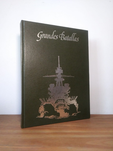 Grandes Batallas Tierra & Mar Holmes Koenig Editorial Marín (Usado)