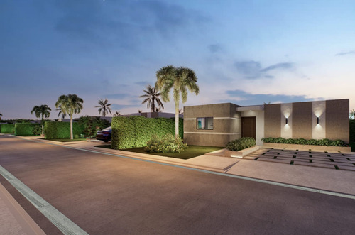 Imagen 9 de 14 de Casas 2hab Privadas C/jardin, Casa Club, Piscina Semi Olimpica, Canchas Deportivas, Jardines, Area Infantil Y Plaza Comercial En Altos Veron - Punta Cana