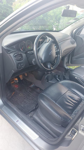 Ford Focus 2.0 Ghia