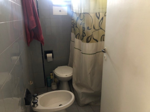 Imagen 9 de 9 de Depart. De 3 Ambientes Centrico En Lomas De Zamora Venta.