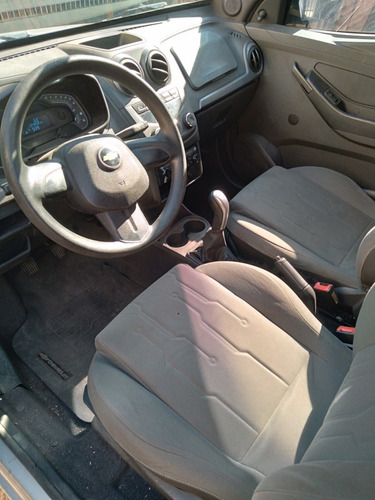 Imagem 7 de 10 de Chevrolet Montana 2013/13 1.4 Ls Econoflex + Gás.