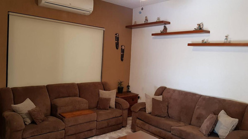 Casa En Venta Col. Roble Norte, San Nicolas De Los Garza