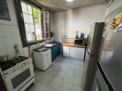 Casa En Arriendo De 10 Dorm. En Ñuñoa