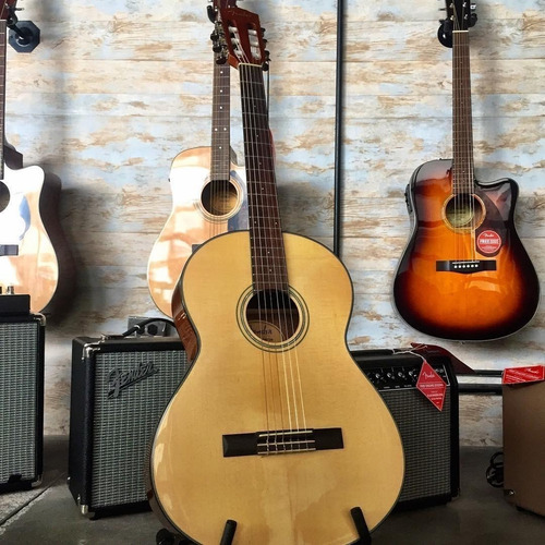 Imagen 9 de 10 de Guitarra Criolla Clásica Fender Cn-60s Cuerda De Nylon