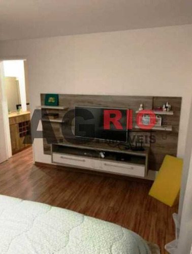 Casa Em Condomínio-à Venda-vila Valqueire-rio De Janeiro - Vvcn30126