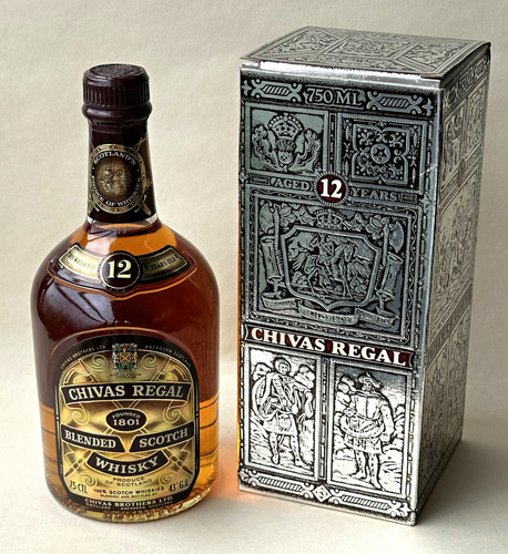 Antiguo Scotch Whisky Chivas Regal 12 Añejado 75cl Año 1980 (Usado)
