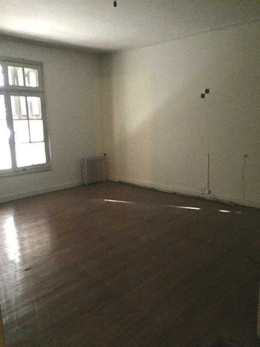 Casa Comercial De 3 Pisos, Metro Salvador