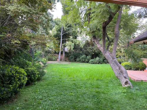 Lo Arcaya/ Joaquin Cerda, Impecable, Muy Luminosa