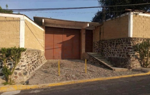 Casa En Venta, Espacio Amplio. Ubicada Ensan Bartolomé Mihuacan Estado De México. #26