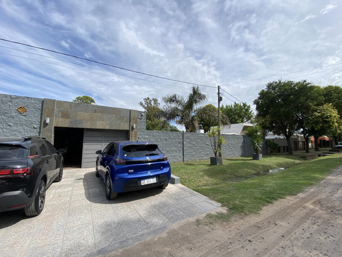 Casa 3 Dormitorios - Tucuman 1696 - Pueblo Esther | Venta