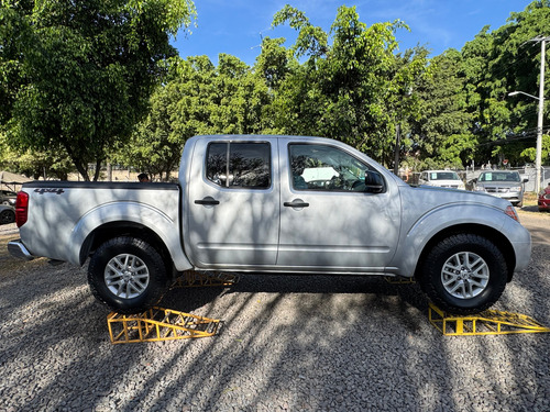 Nissan Frontier 4x4 PRO 4X 4x4