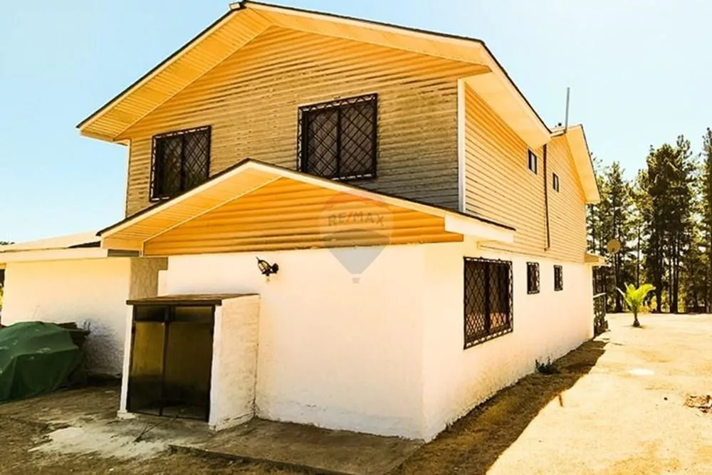 Imagen 5 de 19 de Casa Moderna Con Bosque Y Piscina Algarrobo