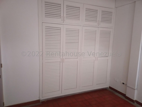 Imagen 7 de 11 de Apartamento En Alquiler La Candelaria Nv