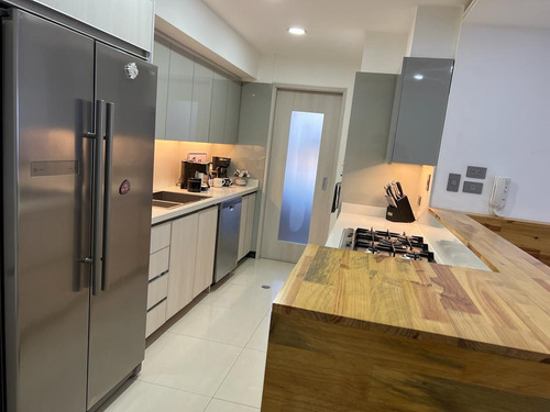 Imagen 5 de 19 de En Venta Apartamento, Res Royal Palace Parral Rc-ag Rex