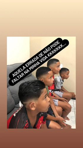 Corte De Cabelo A Domicílio.