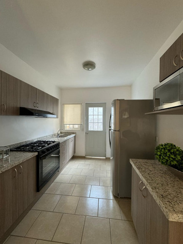 Ultimas Casas Que Construyen En Este Fracc., En Este Mes 2024 Regalan Cocina Con Barra De Granito Negro Y $75,000 De Descuento. Fracc. Cerrado De Varias Privadas Con Vigilancia Con Amenidade