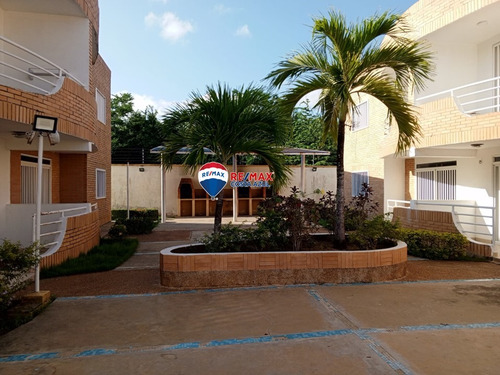 En Venta Apartamento Moderno Listo Para Disfrutar En El Conjunto Villa Alejandra En Tucacas.