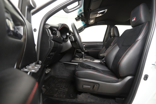 Toyota SW4 2.8 Tdi Gr-s 4x4 7as 6at