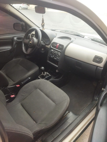 Imagen 6 de 6 de Chevrolet Chevy 2011 1.6 3p Paq C Mt