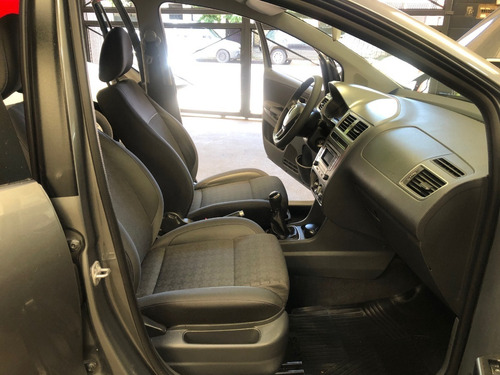 Volkswagen Suran 1.6 Trendline 2016 Urion Autos