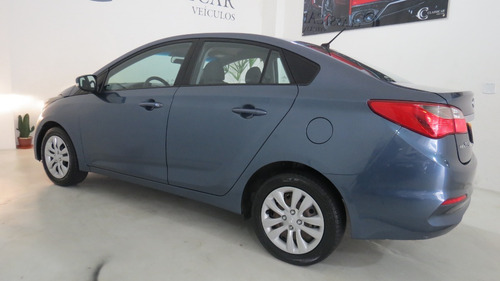 Imagem 4 de 14 de Hyundai Hb20s 1.6 Comf 2016