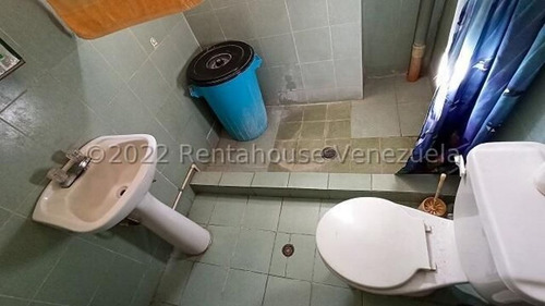 Imagen 7 de 15 de Local En Venta Mls #22-19266 - Laura Colarusso