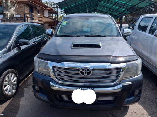Toyota Hilux 3.0 Cd Srv Cuero 171cv 4x4