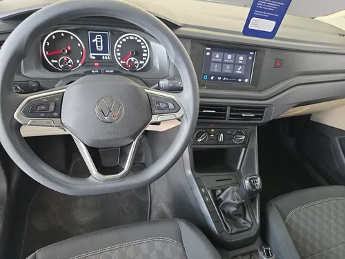 Volkswagen Virtus TRENDLINE L4 1.6L 110HP STD