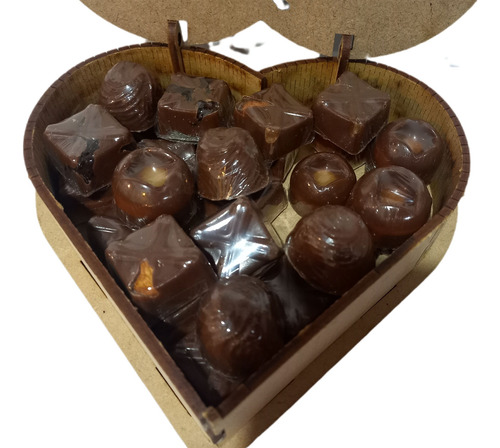Bombones Artesanales En Caja Para El Dia Del Padre.