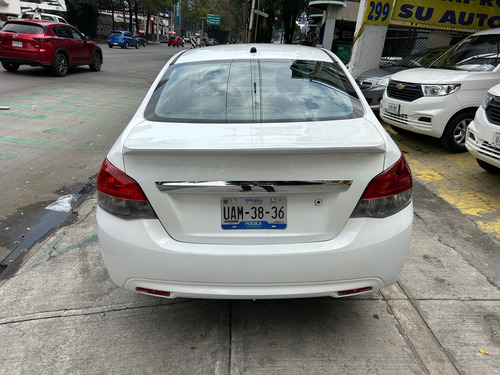 Dodge Attitude 1.2 Se Mt