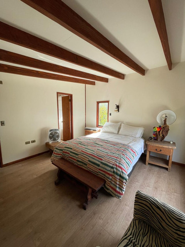 Oportunidad! 2 Cómodas Casas A Minutos Del Centro De Pucón