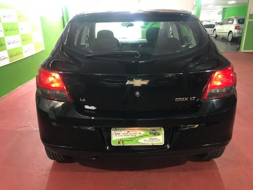 Chevrolet Onix Onix 1.4 MPFI LT 8V FLEX 4P MANUAL