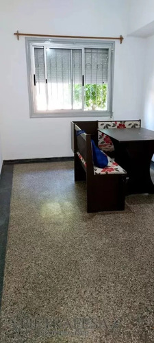 Apartamento Con Renta En Venta 2 Dormitorios, 1 Baño Y Patio- Boulevard José Batlle Y Ordóñez -buceo