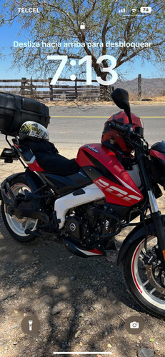 Vendo Moto Pulsar 200 Como Nueva Poco Uso