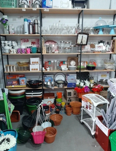 Imagen 1 de 4 de Venta Llave Local Comercial Las Acacias