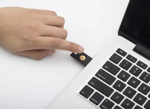 Imagen 4 de 6 de Yubico Yubikey 5 Nfc Llave De Seguridad Made In Usa