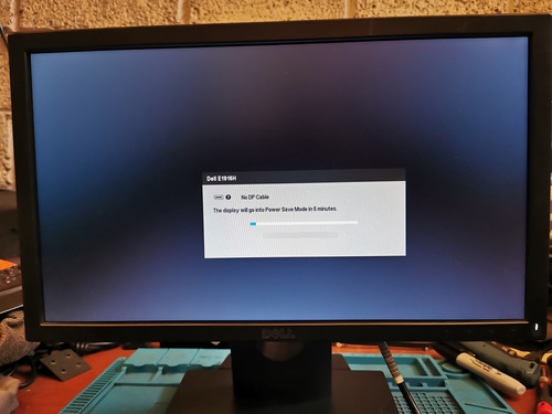 Monitor Dell E1916h 19 Pulgadas Vga/displayport Full Hd (Usado)