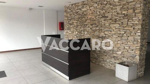 Imagen 6 de 12 de Oficina Venta Maria Eugenia Bureau Moreno