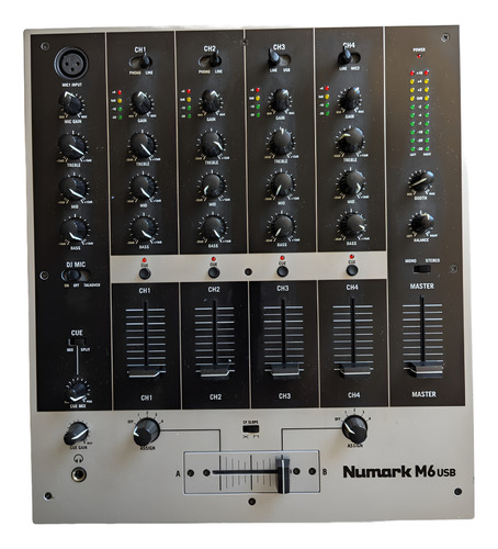 Mezclador Numark M6 Usb De 4 Canales Producto Usado (Usado)
