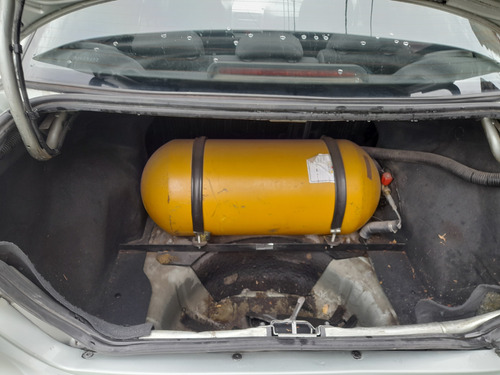 Fiat Siena 1.8 Hlx