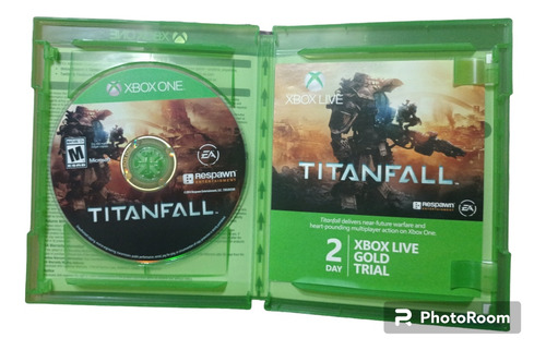 Titanfall Xbox One Físico (Usado)