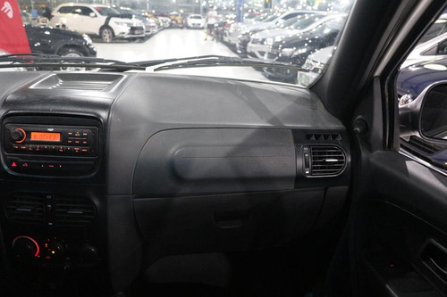 Fiat Strada 1.4 Hard Working Cab. Dupla Flex 3p