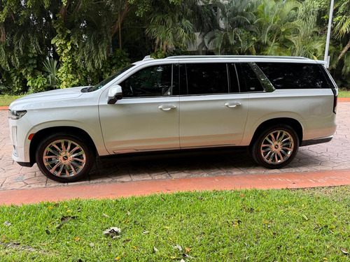 Cadillac Escalade 6.2 Plinum 4x4 At