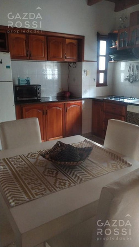 Imagen 7 de 19 de Casa - Adrogue